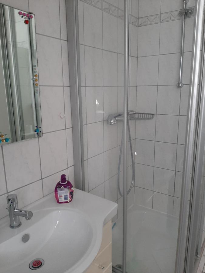 Familienfreundliche Ferienwohnung Auf Dem Lande Monteur Wohnung Хессиш-Ольдендорф Экстерьер фото